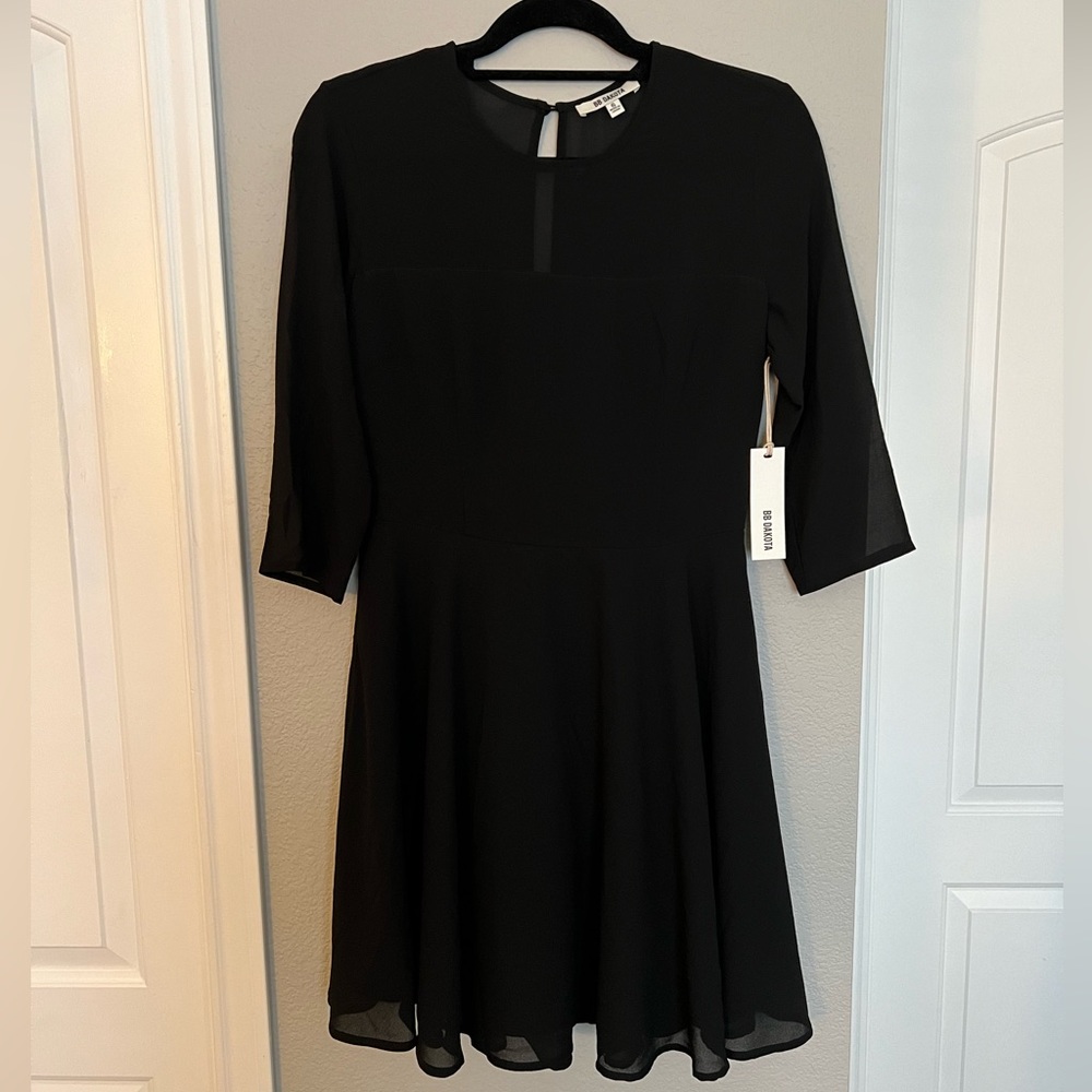 BB Dakota Black ¾ Sleeve Dress